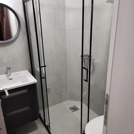 Apartamento Tornik Manor